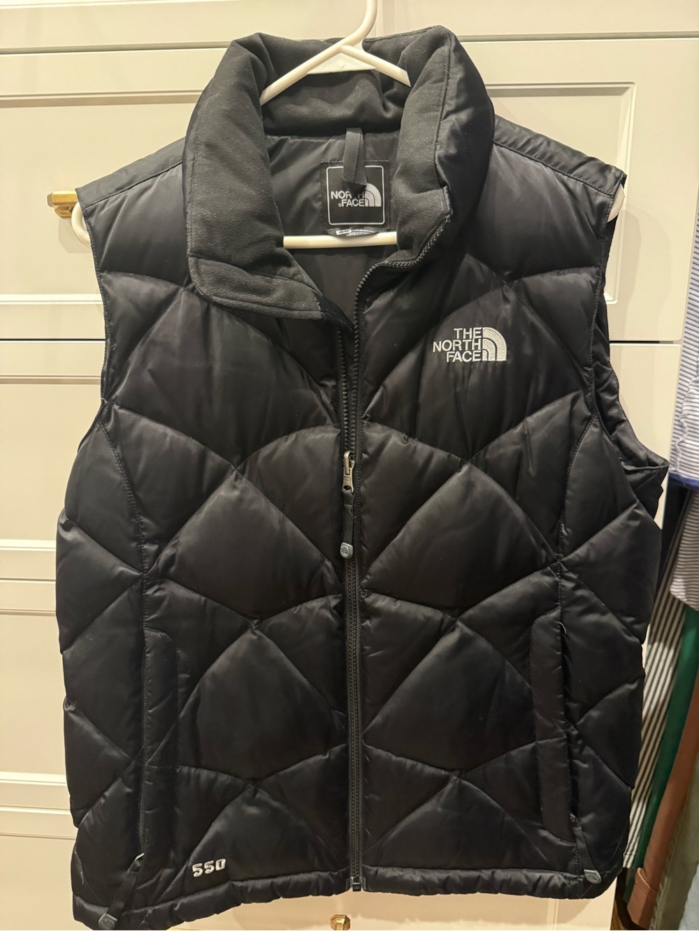 The North Face Women's Black Insulated Down Vest - 550 Fill SZ Medium